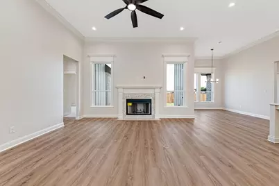 10208 Castleberry Lane, Waco, TX 76712 - Photo 6
