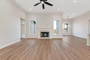 10208 Castleberry Ln, Waco, TX 76712 - Photo 6