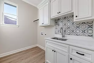10208 Castleberry Ln, Waco, TX 76712 - Photo 20