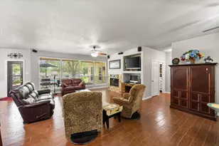 801 Seeton Rd, Mansfield, TX 76063 - Photo 10