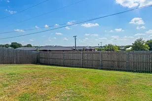 412 / 414 Bond St, Hillsboro, TX 76645 - Photo 18