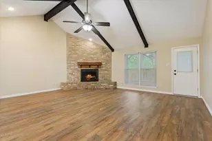 1004 Tillamook St, Hewitt, TX 76643 - Photo 8