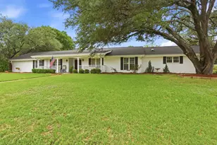 6079 Wonder Dr, Fort Worth, TX 76133 - Photo 1