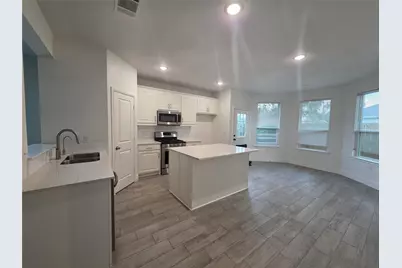 2719 Frazier Street, Dallas, TX 75210 - Photo 6