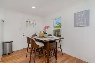 700 Broadway Ave, Euless, TX 76040 - Photo 8