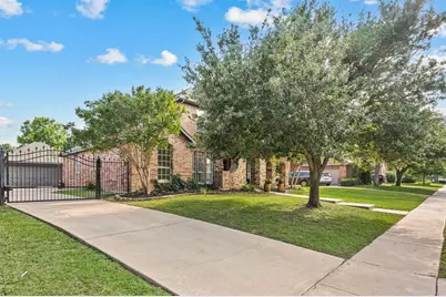 1810 Green Trail, Keller, TX 76248 - Photo 2