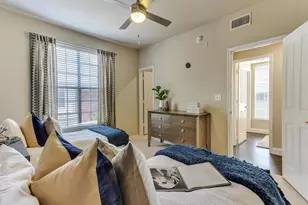 5445 Caruth Haven Ln, Dallas, TX 75225 - Photo 8