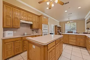 1701 W Lake Shore Dr, Alvarado, TX 76009 - Photo 30