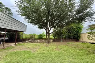 1206 Mildred Ln, Benbrook, TX 76126 - Photo 34