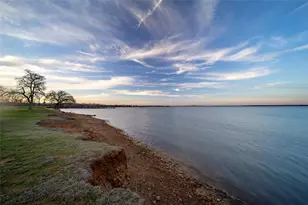 500 Waters Edge Dr, Lake Dallas, TX 75065 - Photo 2