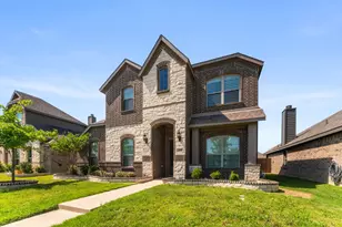 499 Washington Ave, Waxahachie, TX 75165 - Photo 2