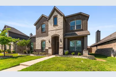 499 Washington Avenue, Waxahachie, TX 75165 - Photo 2