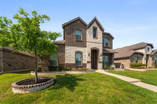 499 Washington Ave, Waxahachie, TX 75165 - Photo 4