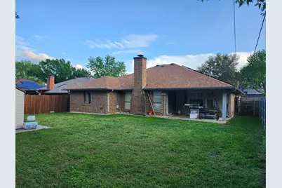 609 Betsy Ross Drive, Arlington, TX 76002 - Photo 1