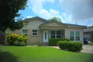 712 Ridgecrest Dr, Lewisville, TX 75067 - Photo 1