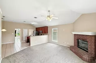 4720 Topaz Ln, Granbury, TX 76049 - Photo 10