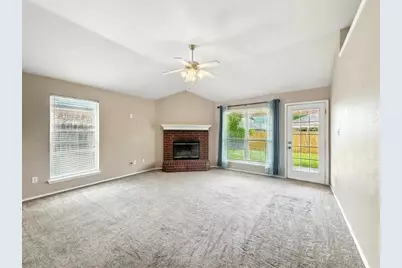 4720 Topaz Lane, Granbury, TX 76049 - Photo 8