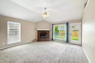 4720 Topaz Ln, Granbury, TX 76049 - Photo 8