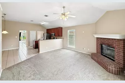 4720 Topaz Lane, Granbury, TX 76049 - Photo 10
