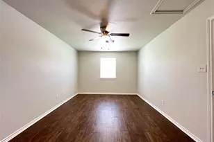 114 Southmanor Ct, Sanger, TX 76266 - Photo 6