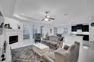 417 Ashlawn Dr, Midlothian, TX 76065 - Photo 8