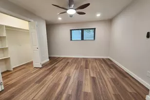 124 Sequoya Dr E, Lake Kiowa, TX 76240 - Photo 14
