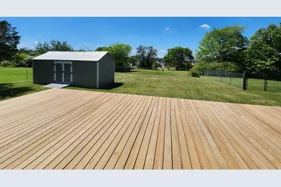 124 Sequoya Drive E, Lake Kiowa, TX 76240 - Photo 24