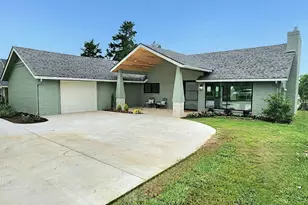 124 Sequoya Dr E, Lake Kiowa, TX 76240 - Photo 2