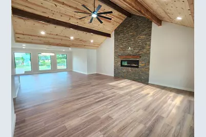 124 Sequoya Drive E, Lake Kiowa, TX 76240 - Photo 8