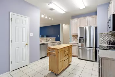 1140 Whispering Trail Circle, Lewisville, TX 75067 - Photo 8