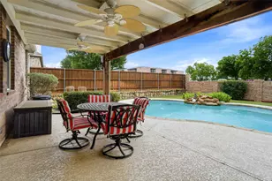 1140 Whispering Trail Cir, Lewisville, TX 75067 - Photo 4