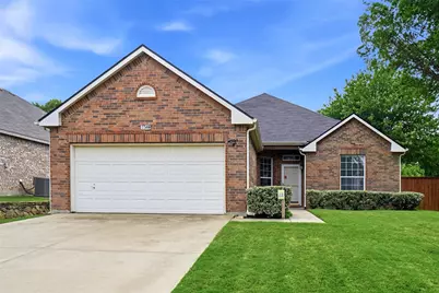 1140 Whispering Trail Circle, Lewisville, TX 75067 - Photo 2