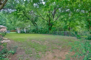 110 Pecan St, Whitesboro, TX 76273 - Photo 14
