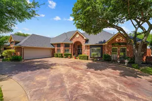 1767 Timber Ridge Cir, Corinth, TX 76210 - Photo 2