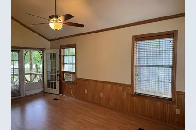 306 Oak Street, Nocona, TX 76255 - Photo 4