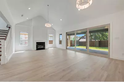 3008 Sandy Springs Drive, Arlington, TX 76017 - Photo 6