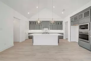 3008 Sandy Spgs Dr, Arlington, TX 76017 - Photo 10