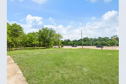 1001 E Rosedale Street, Fort Worth, TX 76104 - Photo 14