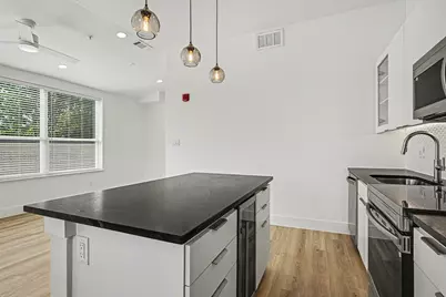2217 N Fitzhugh Avenue #301, Dallas, TX 75204 - Photo 12