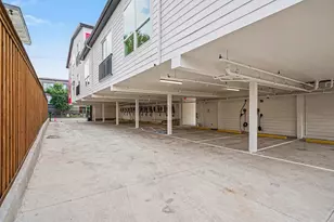 2217 N Fitzhugh Ave, Dallas, TX 75204 - Photo 36