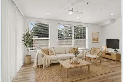 2217 N Fitzhugh Avenue #301, Dallas, TX 75204 - Photo 6