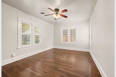 3812 Bunting Avenue, Fort Worth, TX 76107 - Photo 12