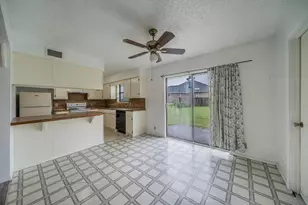 516 Venice Dr, Italy, TX 76651 - Photo 10