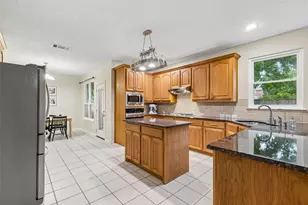 3705 Golden Aspen Dr, Flower Mound, TX 75028 - Photo 10