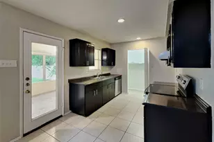 117 Cooper St, Cedar Hill, TX 75104 - Photo 6
