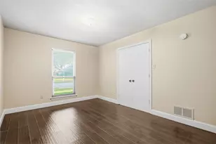 217 Willowcrest Dr, Garland, TX 75040 - Photo 28
