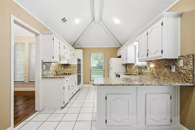 217 Willowcrest Drive, Garland, TX 75040 - Photo 18