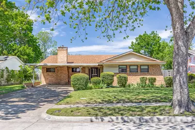 706 Gaylewood Drive, Dallas, TX 75080 - Photo 2