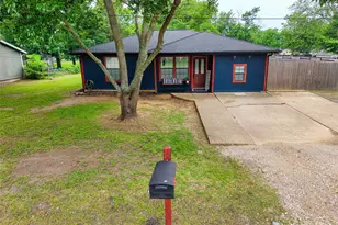 307 N 2nd St, Crandall, TX 75114 - Photo 2