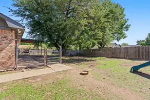 17621 Summer Pl, Whitehouse, TX 75791 - Photo 28